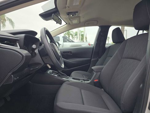 Certified 2025 Toyota Corolla LE FWD image 22