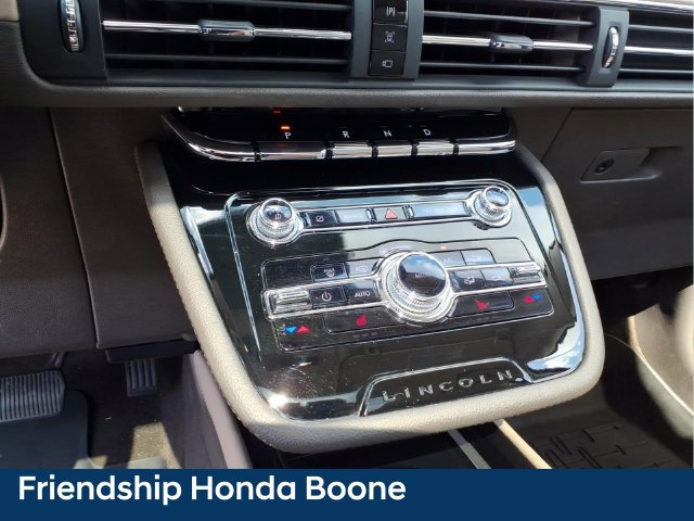 Used 2022 Lincoln Corsair Grand Touring w/ Towing Package AWD/4WD image 19