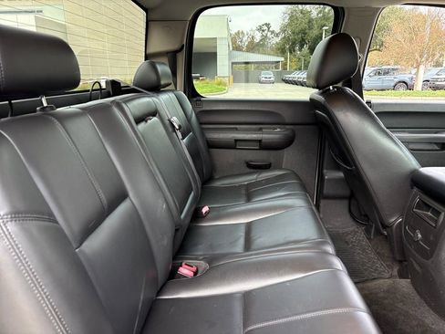 Used 2011 GMC Sierra 1500 SLE w/ Regional Value Package image 28