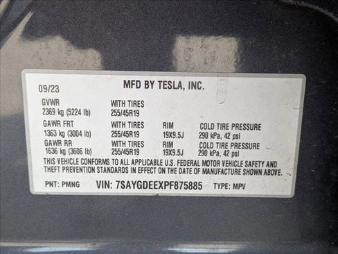 Used 2023 Tesla Model Y Long Range AWD/4WD image 17