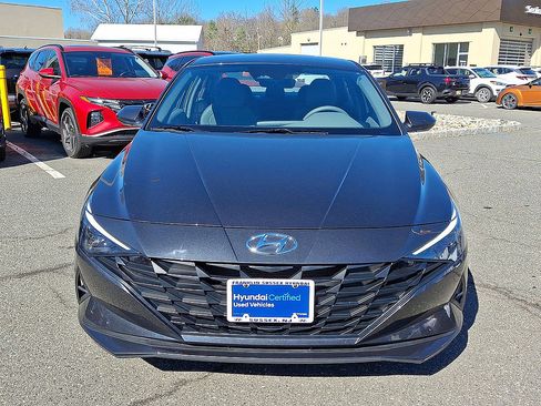 Used 2023 Hyundai Elantra SEL FWD image 28