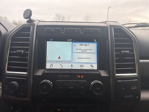 Used 2017 Ford F250 XLT w/ XLT Premium Package image 37