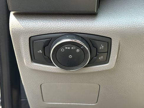 Used 2019 Ford F250 XLT AWD/4WD image 18