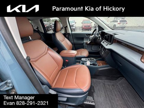 Used 2023 Ford Maverick Lariat FWD image 10