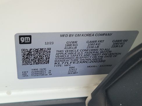 Used 2024 Chevrolet Trax LS w/ Driver Confidence Package FWD image 29