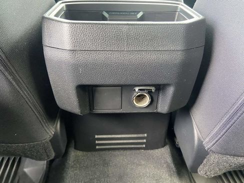 Used 2024 Toyota Tacoma SR AWD/4WD image 19