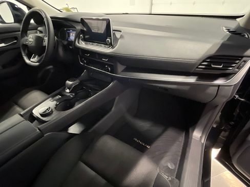 Used 2026 Nissan Rogue SV AWD/4WD image 27