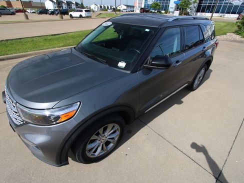 Used 2022 Ford Explorer Limited AWD/4WD image 47