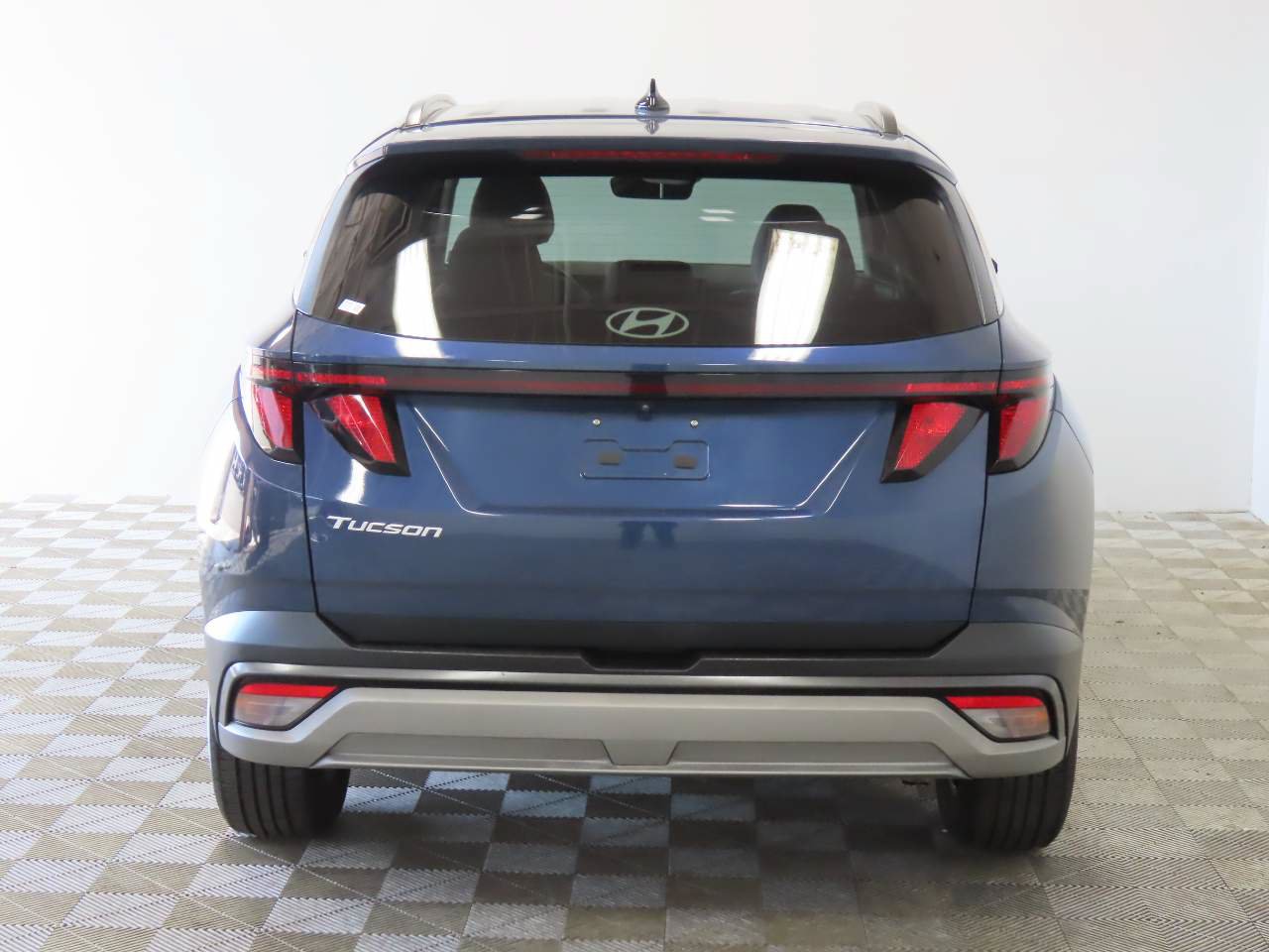 Used 2025 Hyundai Tucson SEL FWD image 4