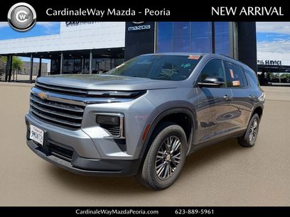 Used 2024 Chevrolet Traverse LT