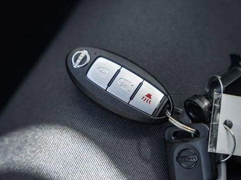 New 2026 Nissan Frontier SV w/ Tow Package image 38