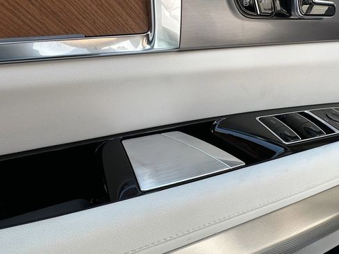 New 2026 Cadillac Vistiq Sport w/ LPO, Floor Liner Package image 20