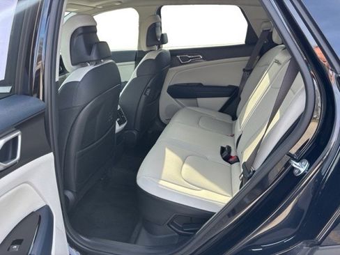 Certified 2024 Kia Sportage EX w/ EX Premium Package image 12