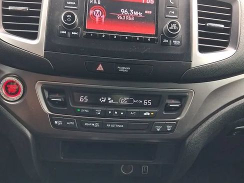 Used 2019 Honda Passport Sport image 14