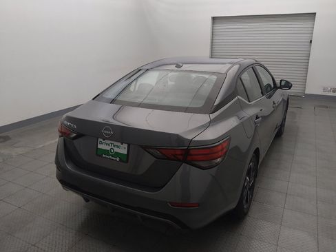 Used 2025 Nissan Sentra SV FWD image 7