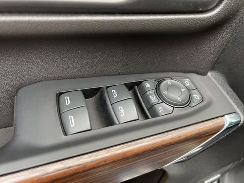 Used 2022 Chevrolet Silverado 3500 High Country image 64