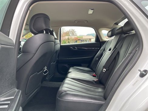 Used 2023 Genesis G80 2.5T image 11
