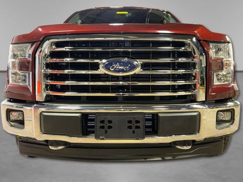 Used 2017 Ford F150 XLT w/ Equipment Group 302A Luxury image 10