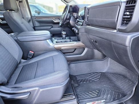 Used 2023 Chevrolet Silverado 1500 RST image 9