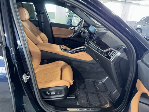 Used 2026 BMW X6 xDrive40i image 10