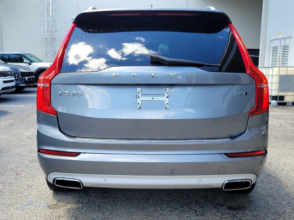 Used 2017 Volvo XC90 T6 Momentum w/ Vision Package AWD/4WD image 8
