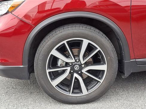 Used 2020 Nissan Rogue SL w/ Premium Package image 9