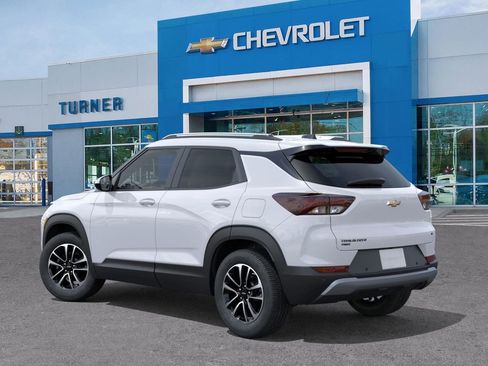 New 2026 Chevrolet TrailBlazer LT w/ LT Cold Weather Package AWD/4WD image 3