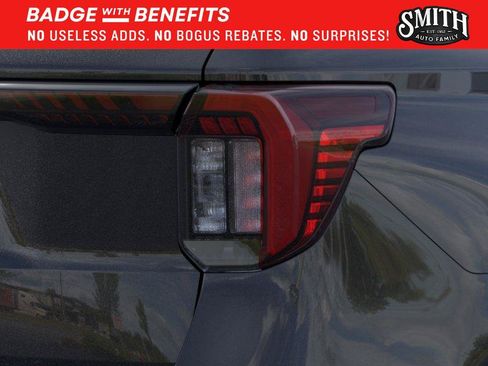 New 2026 Ford Explorer Active RWD image 22