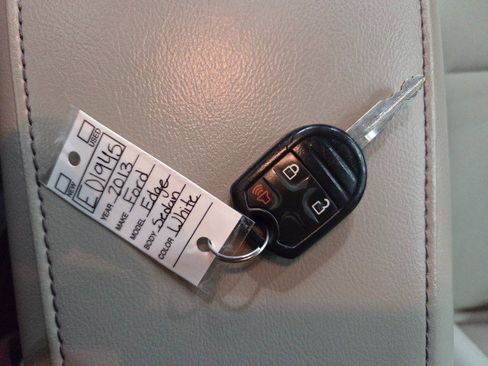 Used 2013 Ford Edge SE FWD image 48