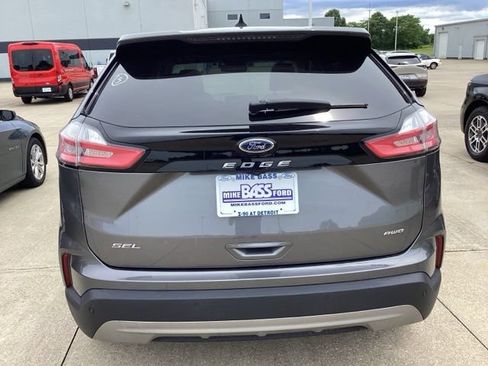 Used 2024 Ford Edge SEL w/ Convenience Package AWD/4WD image 11