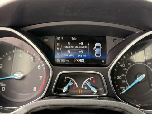Used 2018 Ford Focus SE FWD image 14