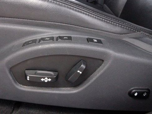 Used 2016 Volvo XC60 T5 Premier w/ Climate Package image 15