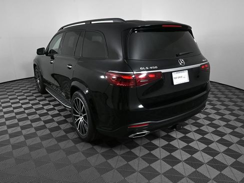 New 2026 Mercedes-Benz GLS 450 4MATIC image 4