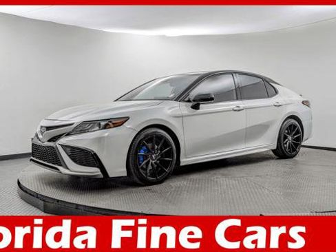 Used 2023 Toyota Camry XSE image 1