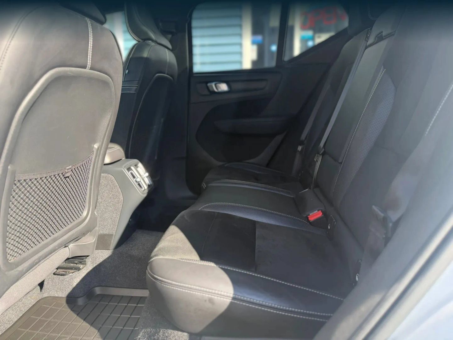 Used 2019 Volvo XC40 T5 R-Design AWD/4WD image 34