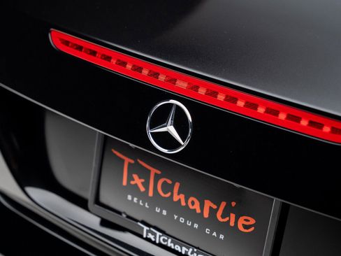 Used 2019 Mercedes-Benz SL 550 image 33