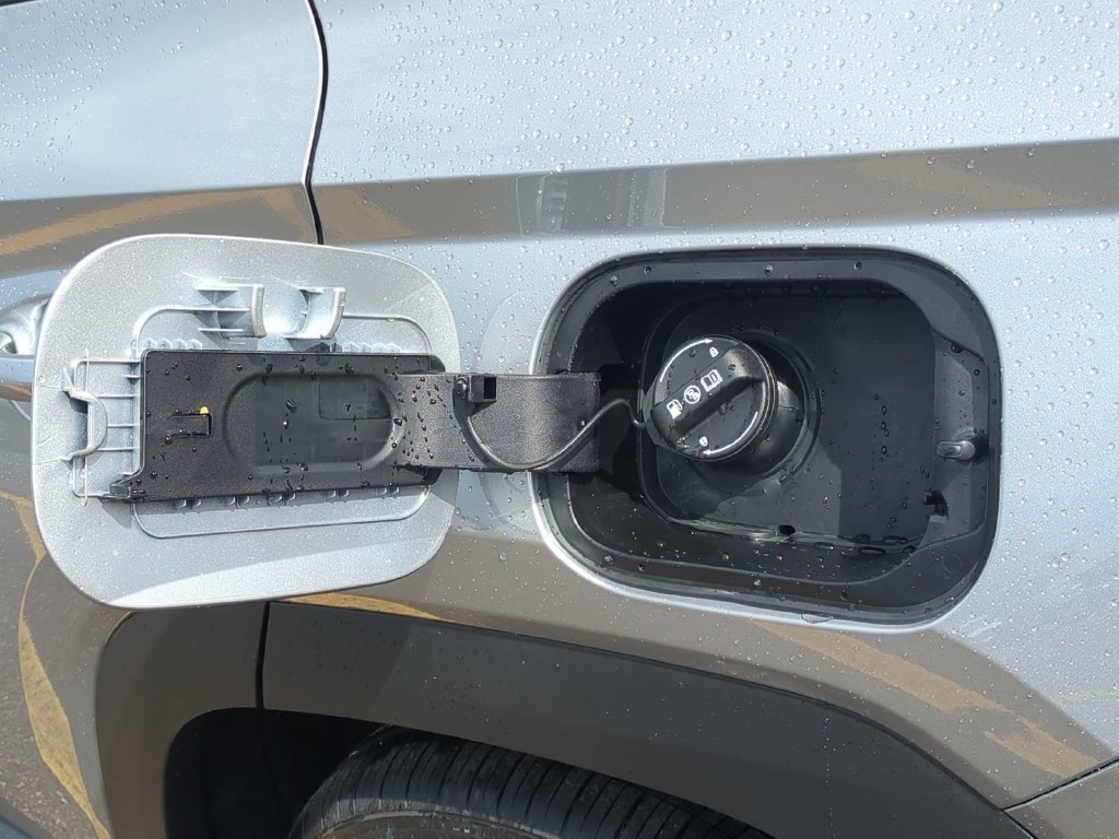 New 2026 Hyundai Tucson Limited FWD image 18