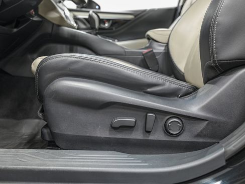 Used 2020 Subaru Outback Limited image 14