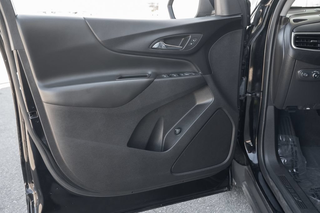 Used 2024 Chevrolet Equinox LT FWD image 20