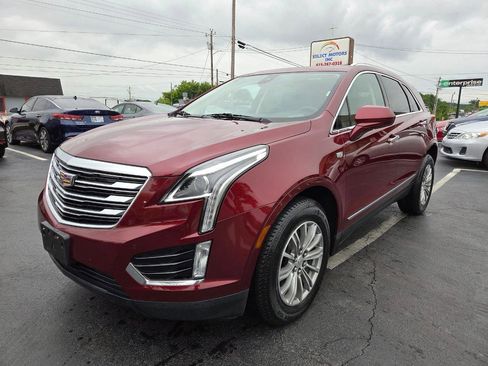 Used 2017 Cadillac XT5 Luxury w/ Driver Awareness Package FWD image 2