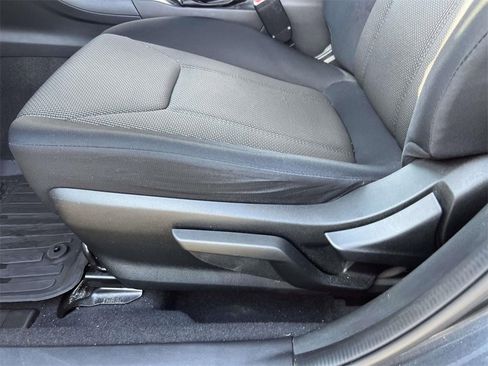 Used 2019 Subaru Crosstrek 2.0i w/ Eyesight System image 17