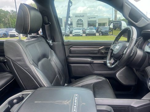 Used 2019 RAM 1500 Limited AWD/4WD image 14