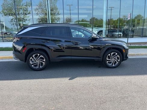 Used 2026 Hyundai Tucson Limited AWD/4WD image 9
