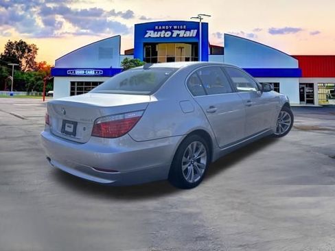 Used 2010 BMW 535i xDrive Sedan image 8