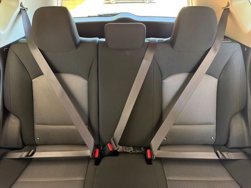 Used 2025 Kia Soul LX w/ LX Technology Package FWD image 26