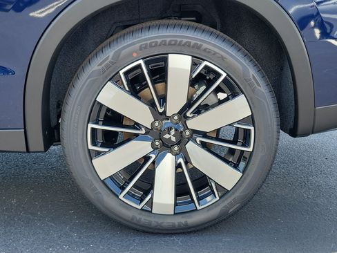 New 2026 Mitsubishi Outlander SE FWD image 11