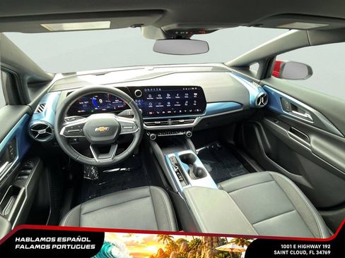 Certified 2025 Chevrolet Equinox EV LT w/ Convenience Package FWD image 26