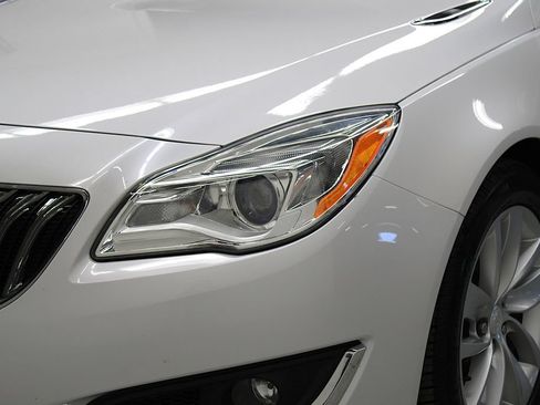 Used 2016 Buick Regal FWD image 34
