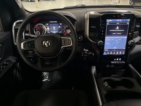 Used 2025 RAM 1500 Big Horn AWD/4WD image 27