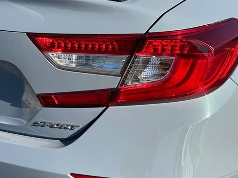 Used 2022 Honda Accord Sport image 22